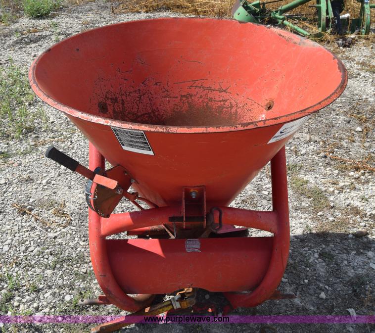 image for item J8126 Centaur fertilizer spreader