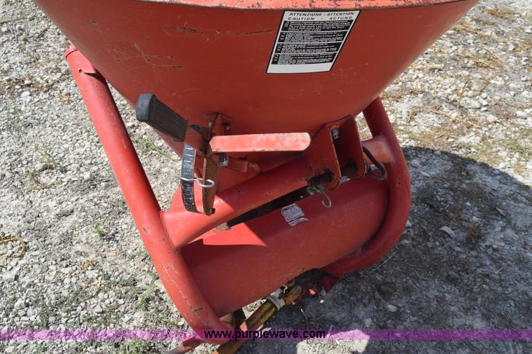image for item J8126 Centaur fertilizer spreader