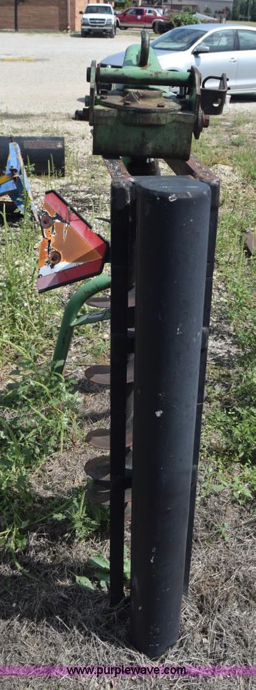 image for item J8128 John Deere post hole auger