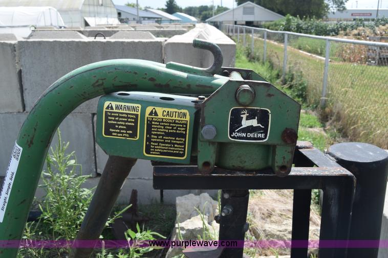 image for item J8128 John Deere post hole auger