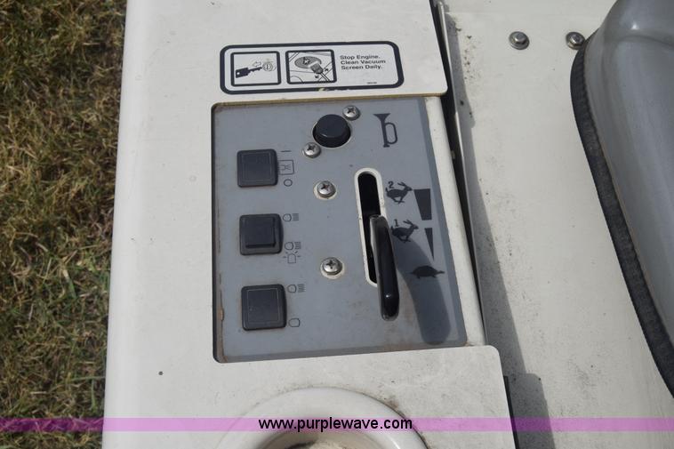 image for item J8131 Tennant ATLV 4300 sweeper