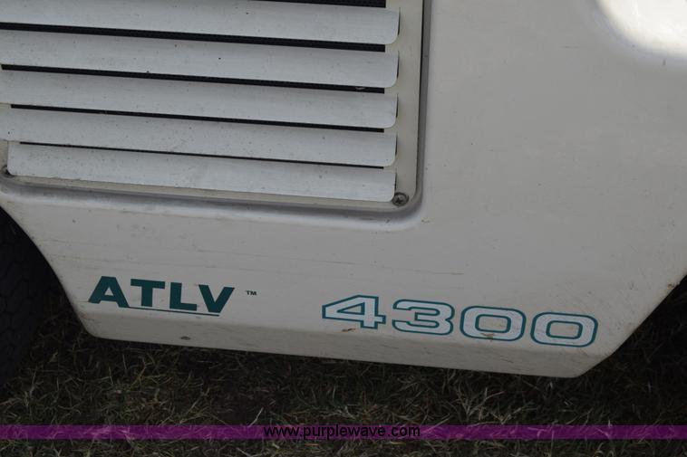 image for item J8131 Tennant ATLV 4300 sweeper