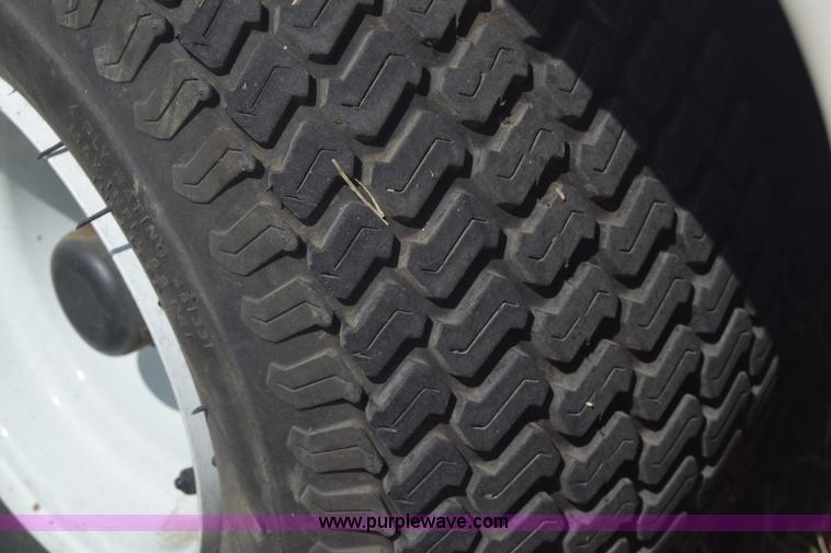 image for item J8131 Tennant ATLV 4300 sweeper