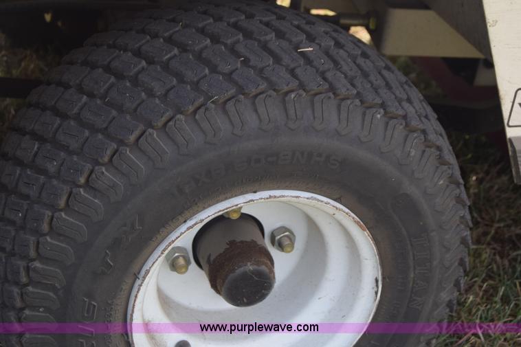 image for item J8131 Tennant ATLV 4300 sweeper