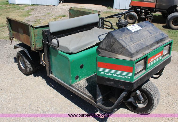 image for item K1038 1994 Cushman JR Turf-Truckster utility vehicle
