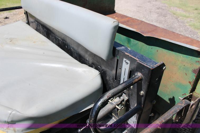 image for item K1038 1994 Cushman JR Turf-Truckster utility vehicle