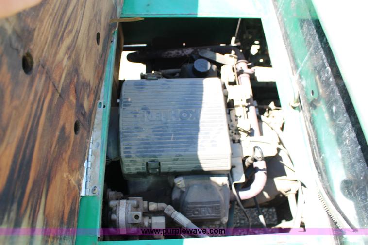 image for item K1038 1994 Cushman JR Turf-Truckster utility vehicle