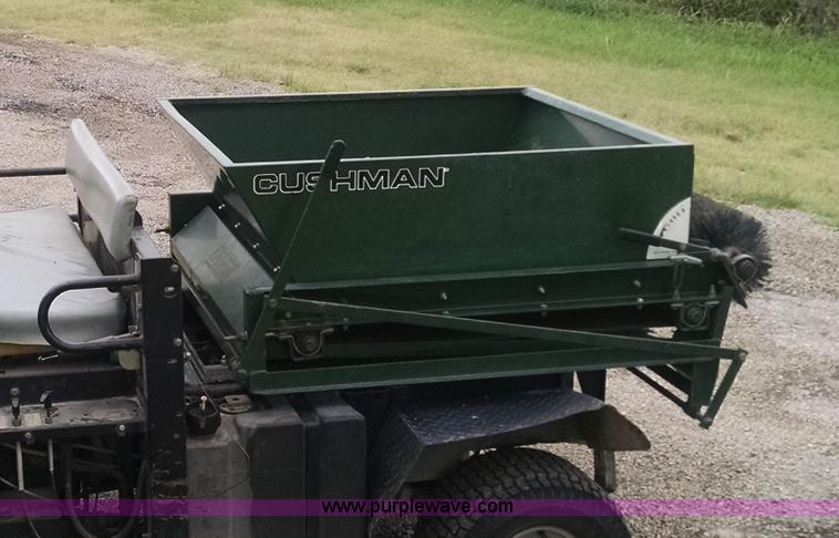 image for item K1039 OMC Lincoln spreader attachment