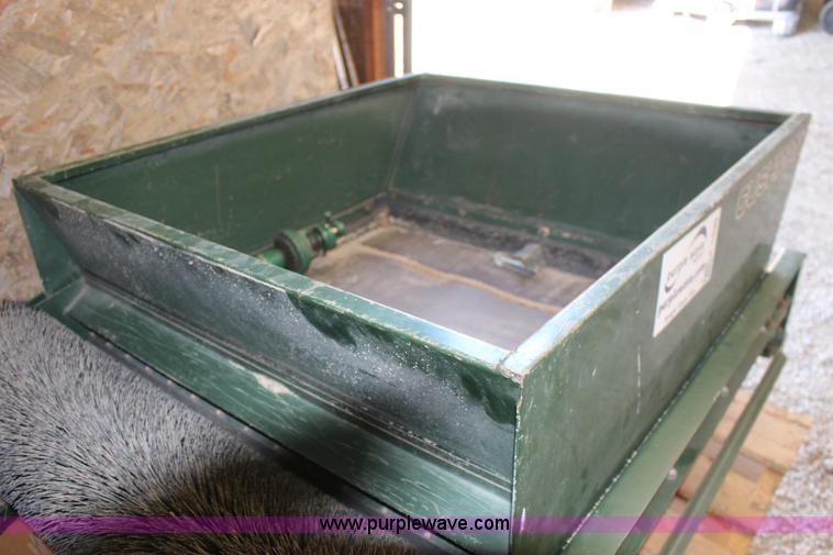 image for item K1039 OMC Lincoln spreader attachment