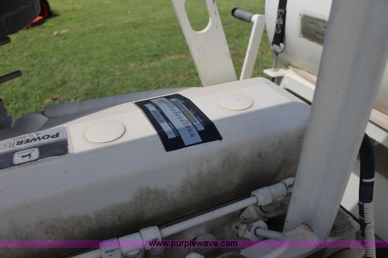 image for item K1166 2000 Tiger TGV1000 vacuum trailer