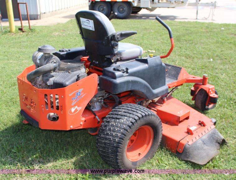 image for item K1167 Bad Boy 7200 Pup ZTR mower