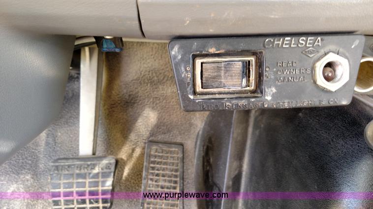 image for item K1168 1995 Ford F800 sewer rodder truck