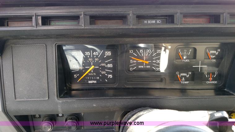 image for item K1168 1995 Ford F800 sewer rodder truck