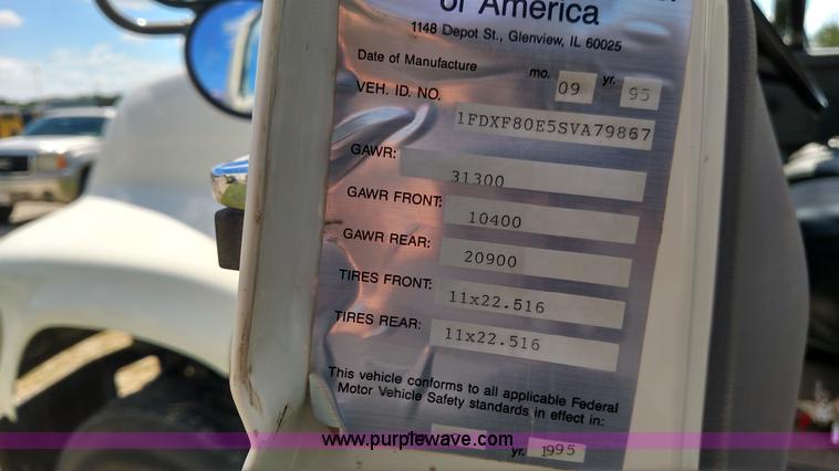 image for item K1168 1995 Ford F800 sewer rodder truck