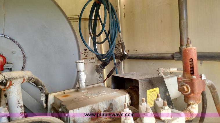 image for item K1168 1995 Ford F800 sewer rodder truck