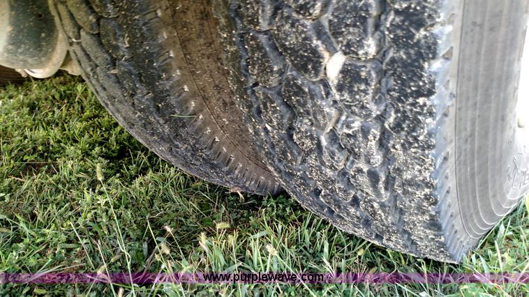 image for item K1168 1995 Ford F800 sewer rodder truck