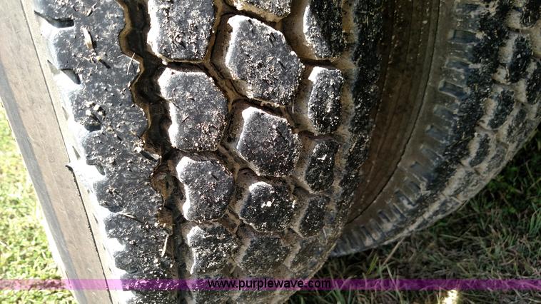 image for item K1168 1995 Ford F800 sewer rodder truck