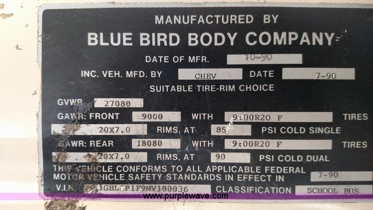 image for item K1169 1991 Chevrolet B6P042 school bus