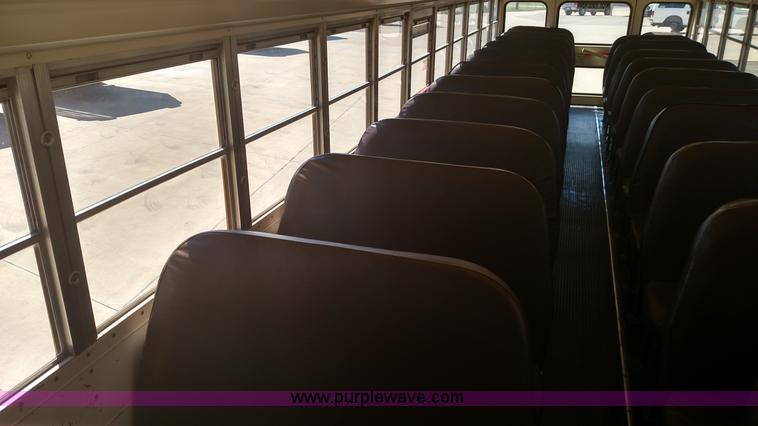 image for item K1169 1991 Chevrolet B6P042 school bus