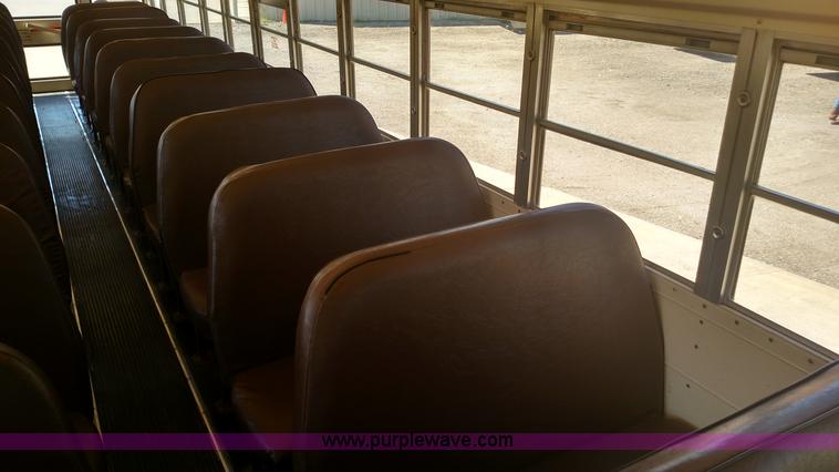 image for item K1169 1991 Chevrolet B6P042 school bus