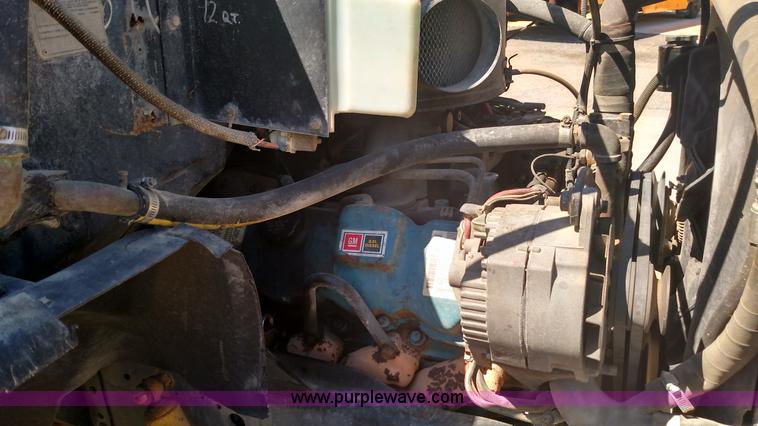 image for item K1169 1991 Chevrolet B6P042 school bus