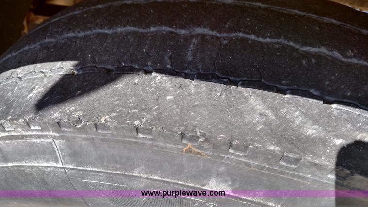 image for item K1169 1991 Chevrolet B6P042 school bus