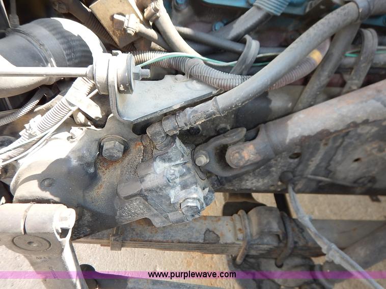 image for item K1607 2001 International 4700 water truck