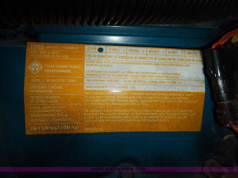 image for item K1607 2001 International 4700 water truck