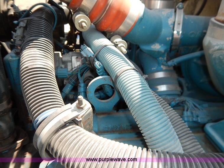 image for item K1607 2001 International 4700 water truck