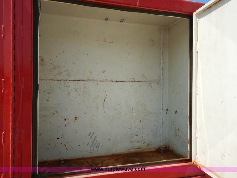 image for item K1607 2001 International 4700 water truck