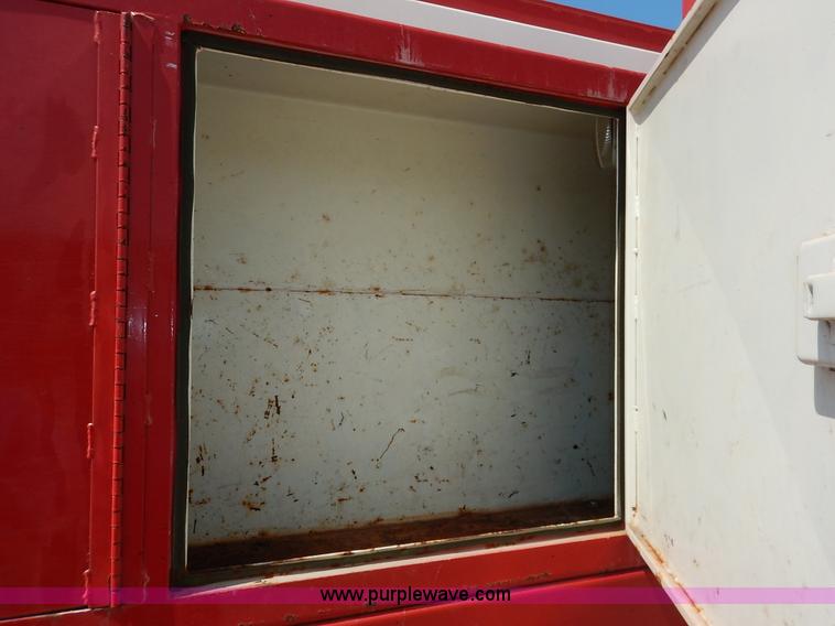 image for item K1607 2001 International 4700 water truck