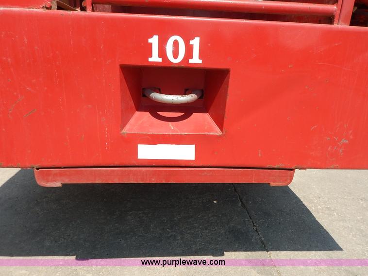 image for item K1607 2001 International 4700 water truck