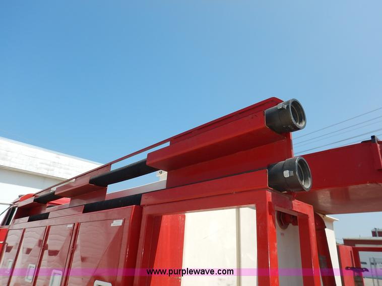 image for item K1607 2001 International 4700 water truck