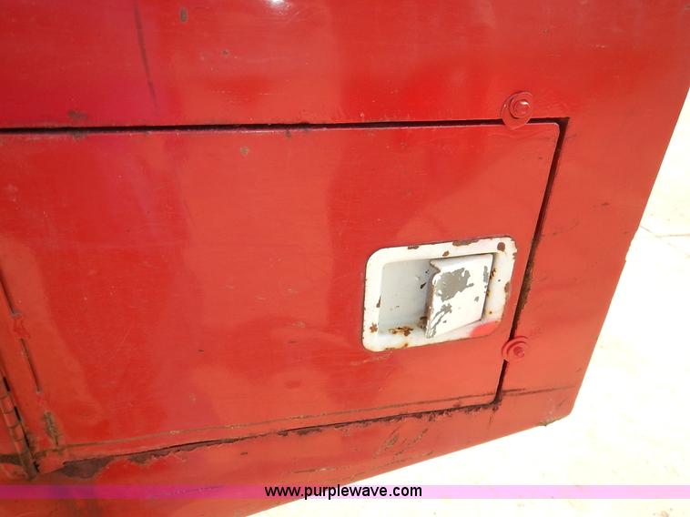 image for item K1607 2001 International 4700 water truck