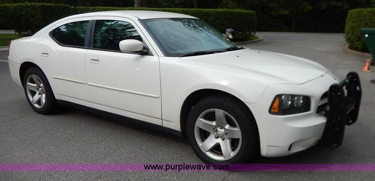 image for item K1613 2009 Dodge Charger SE