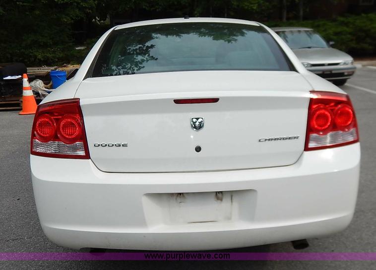 image for item K1613 2009 Dodge Charger SE