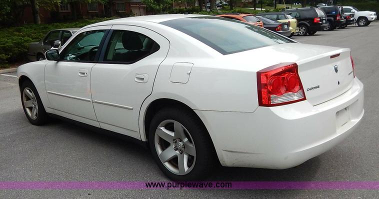 image for item K1613 2009 Dodge Charger SE
