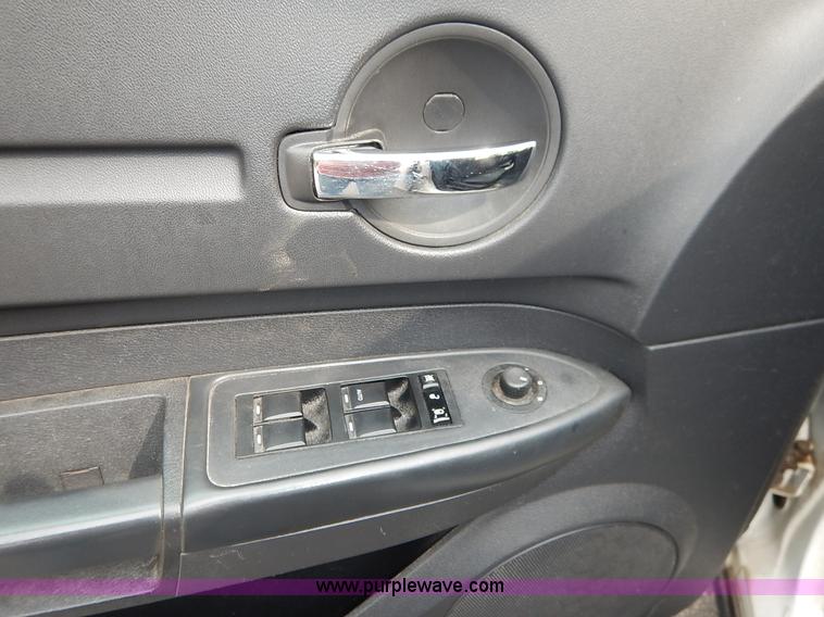 image for item K1613 2009 Dodge Charger SE