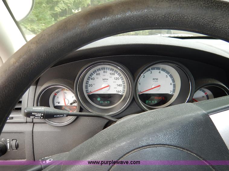 image for item K1613 2009 Dodge Charger SE