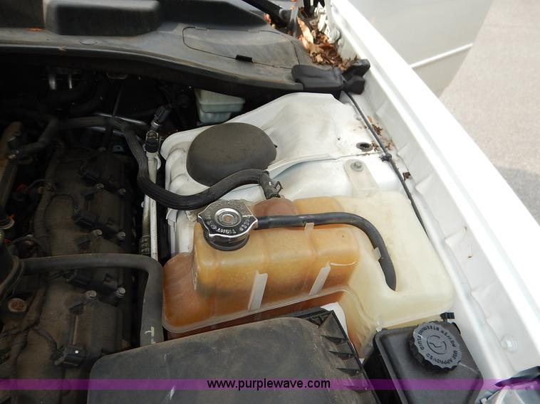 image for item K1613 2009 Dodge Charger SE