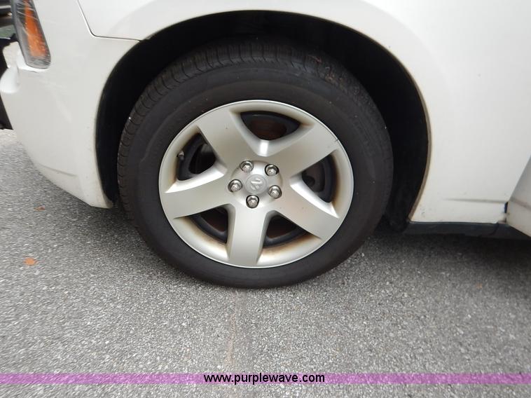 image for item K1613 2009 Dodge Charger SE