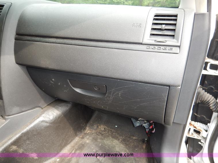 image for item K1613 2009 Dodge Charger SE