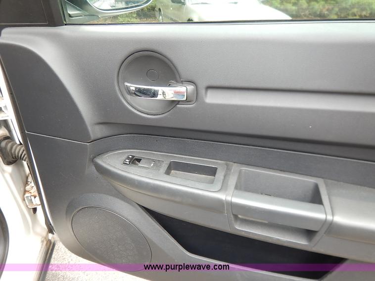 image for item K1613 2009 Dodge Charger SE