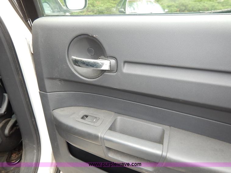 image for item K1613 2009 Dodge Charger SE