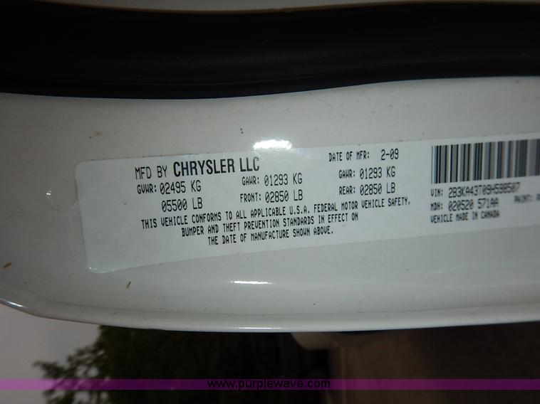 image for item K1613 2009 Dodge Charger SE