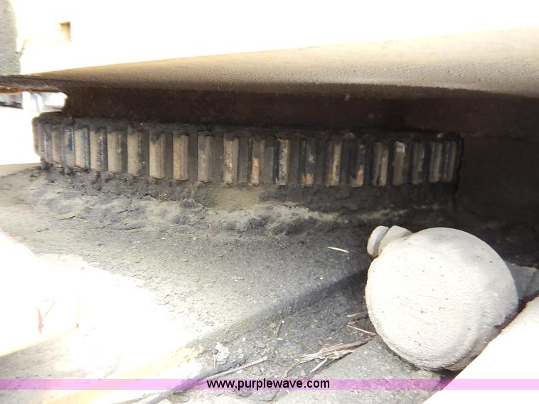 image for item K1627 1985 Gradall G3WD rubber tire excavator