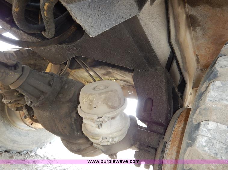 image for item K1627 1985 Gradall G3WD rubber tire excavator