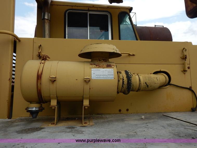 image for item K1627 1985 Gradall G3WD rubber tire excavator