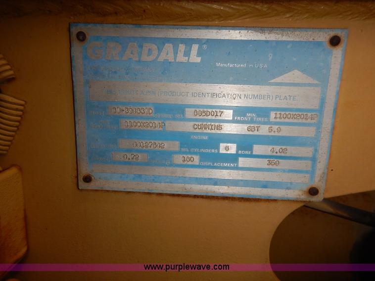 image for item K1627 1985 Gradall G3WD rubber tire excavator