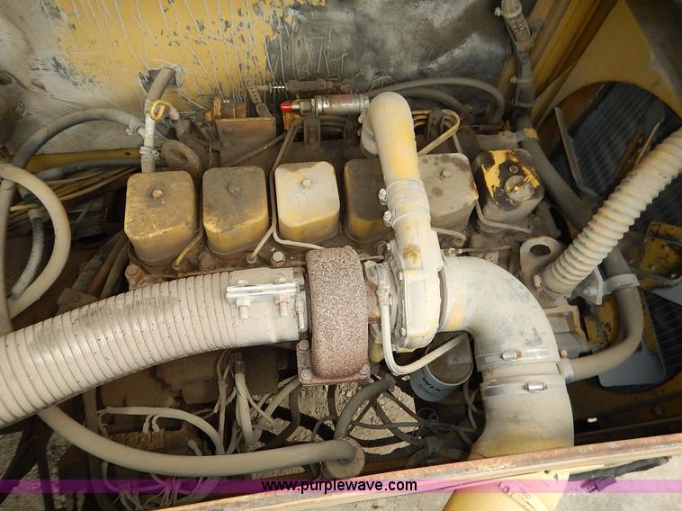 image for item K1627 1985 Gradall G3WD rubber tire excavator